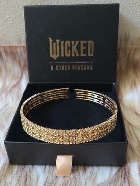 NIB Wicked X 8 Other Reasons Yellow Brick Road Choker